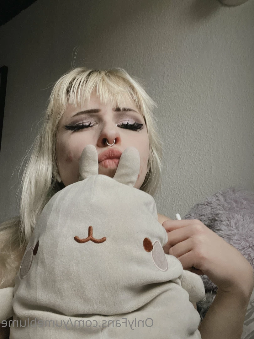 YumeBlume 🕊 [ yumeblume ] Onlyfans leaked photo 5743681 on Hotleaks.tv