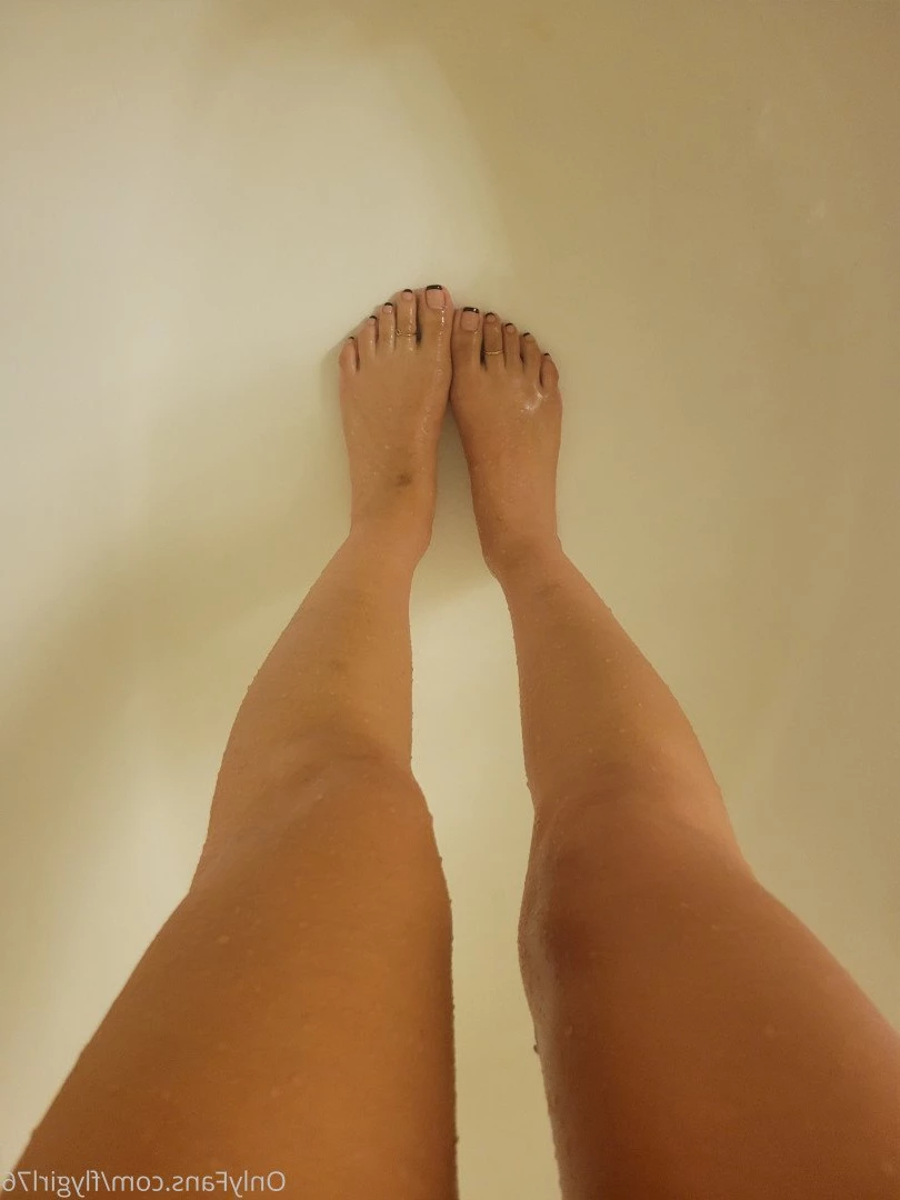 Fly Girl [ flygirl76 ] Onlyfans leaked photo 409901 on Hotleaks.tv
