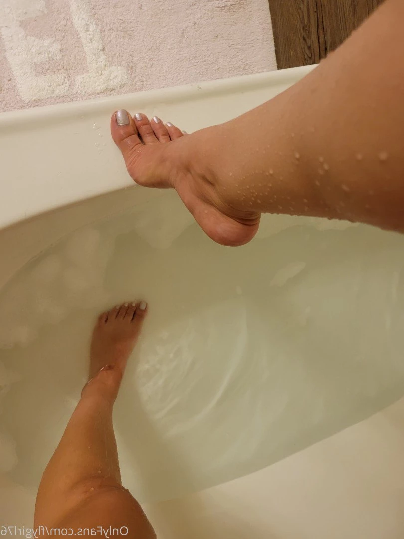 Fly Girl [ flygirl76 ] Onlyfans leaked photo 410574 on Hotleaks.tv