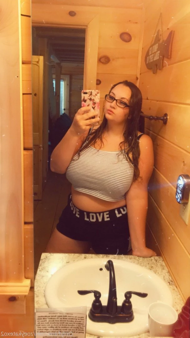 BIG BOOBS FREE NUDES [ zoeykatexo2 ] Onlyfans leaked photo 2570707 on Hotleaks.tv