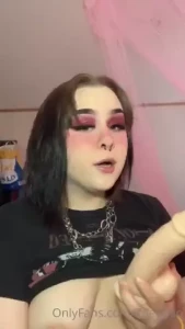 Zoey Uso [ zoeyuso ] Onlyfans leaked video 18275946 on Hotleaks.tv