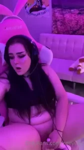 Zoey Uso [ zoeyuso ] Onlyfans leaked video 18275977 on Hotleaks.tv