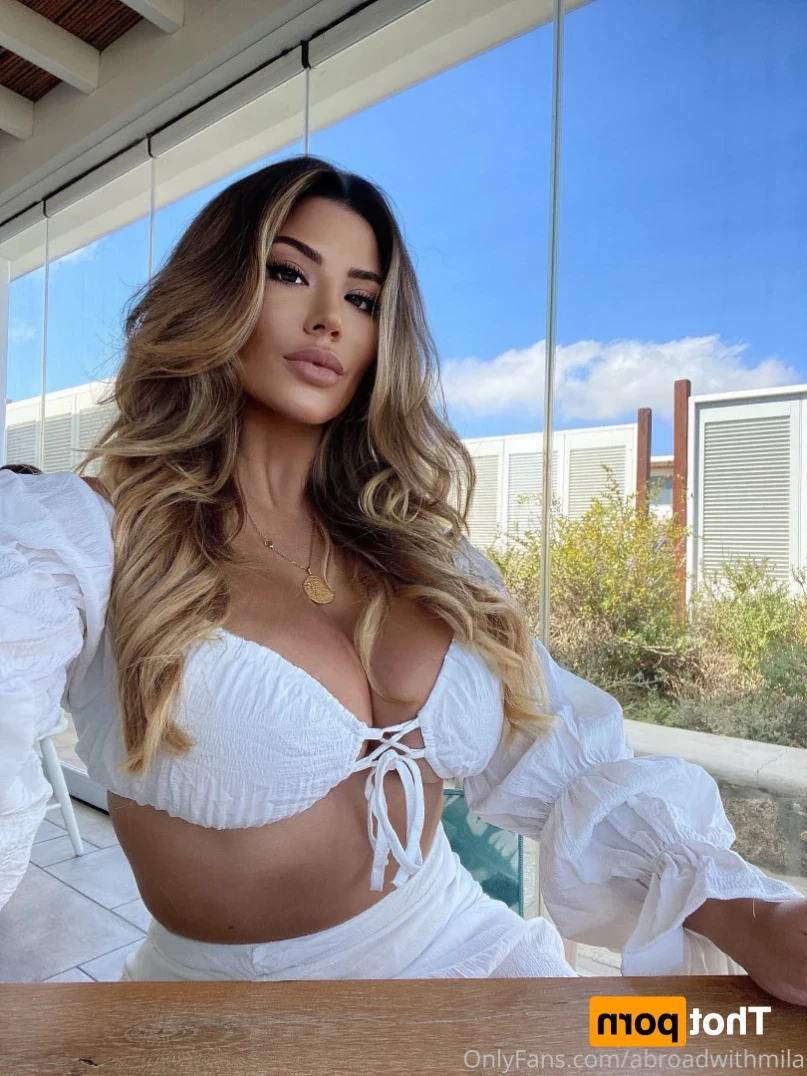 Abroad with Mila [ abroadwithmila ] Onlyfans leaked photo 11654397 on Hotleaks.tv