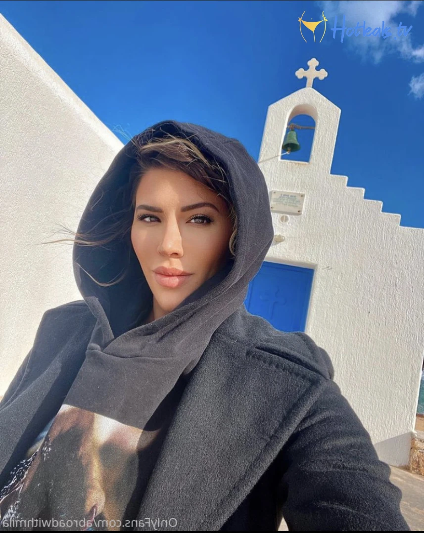 Abroad with Mila [ abroadwithmila ] Onlyfans leaked photo 12542826 on Hotleaks.tv