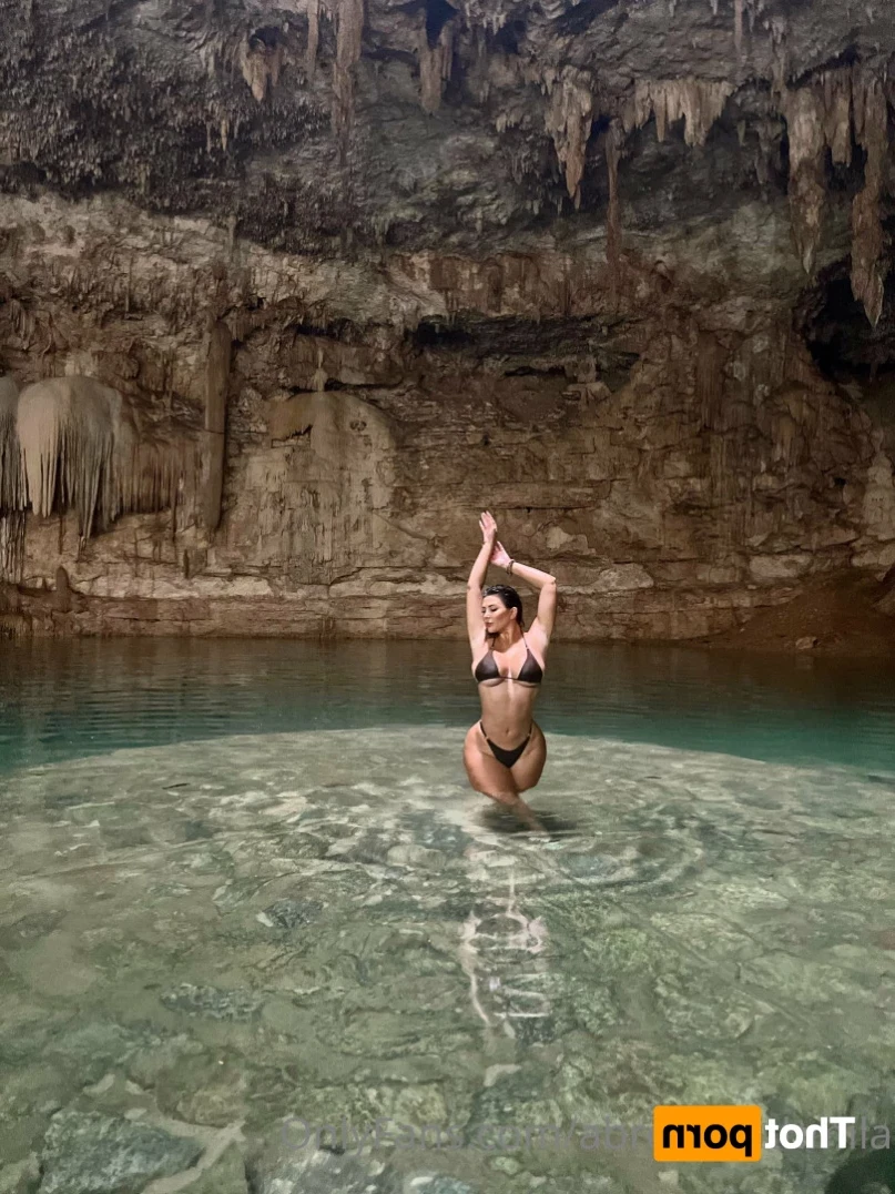 Abroad with Mila [ abroadwithmila ] Onlyfans leaked photo 13035193 on Hotleaks.tv
