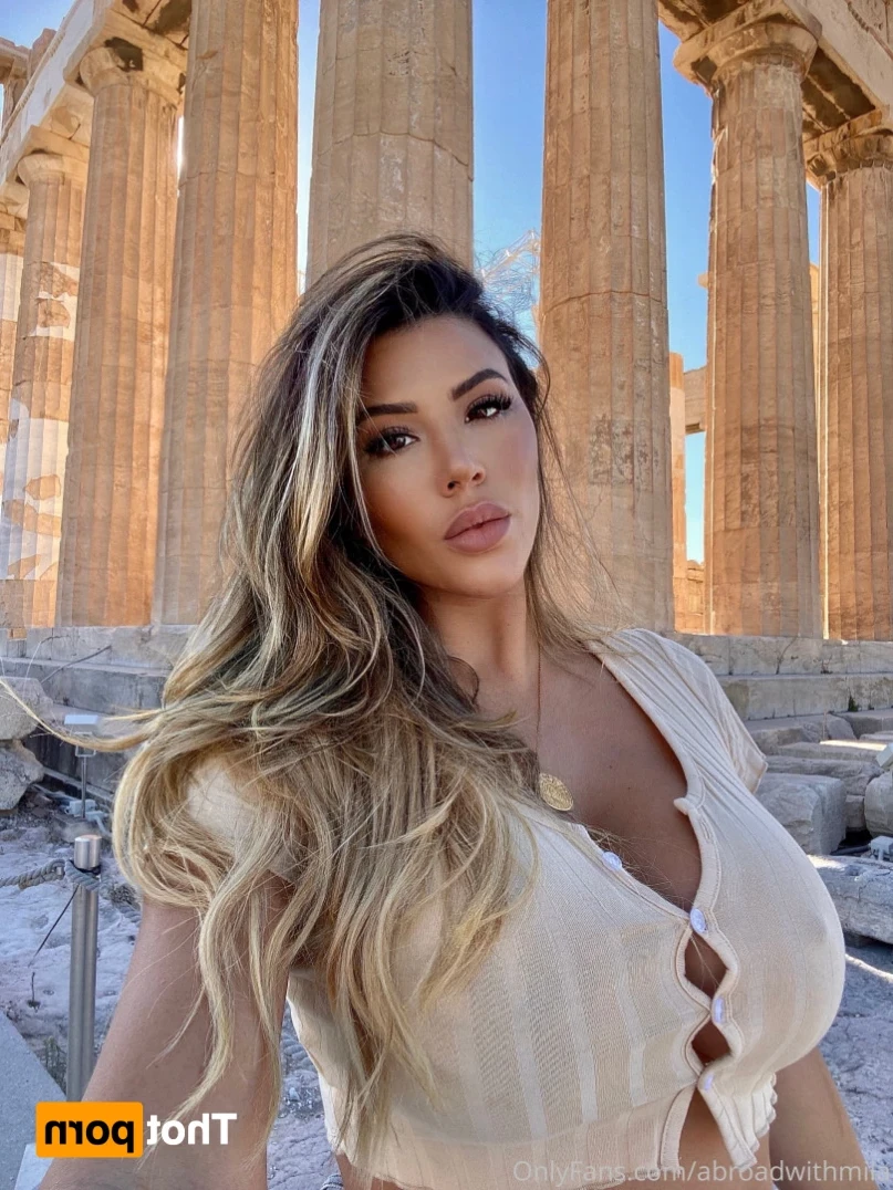 Abroad with Mila [ abroadwithmila ] Onlyfans leaked photo 13258225 on Hotleaks.tv