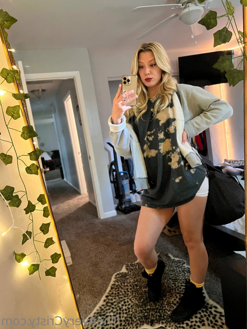 Avery Cristy [ theaverycristy ] Onlyfans leaked photo 7831672 on Hotleaks.tv