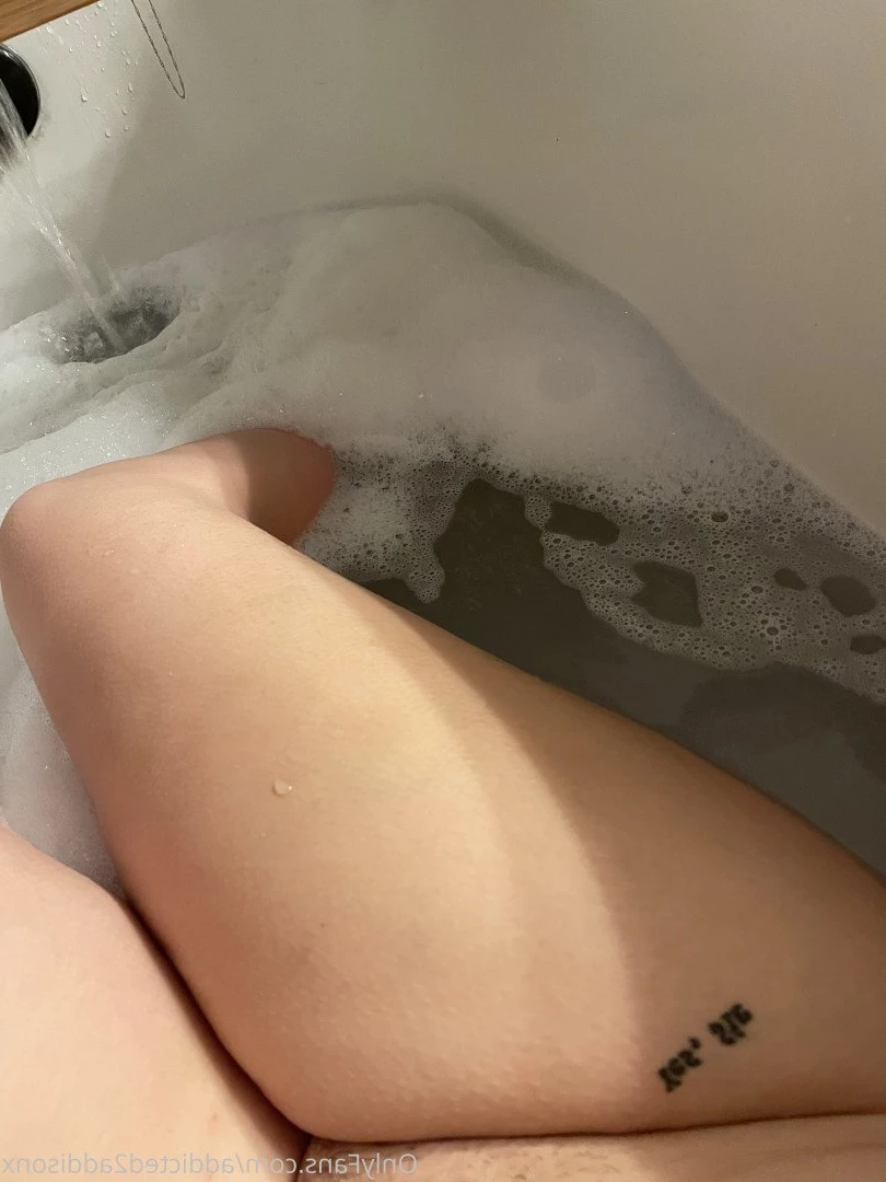 ADDISON SINS 🤠 𝗦𝗤𝗨𝗜𝗥𝗧𝗘𝗥 𝗚𝗙 [ addicted2addisonx ] Onlyfans leaked photo 4672611 on Hotleaks.tv