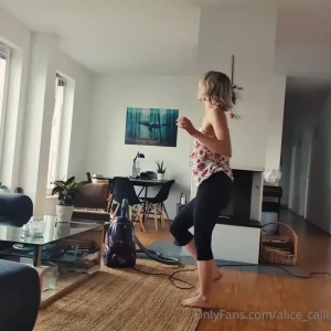 Alice your adorable Muse [ adorable_alice ] Onlyfans leaked video 16418538 on Hotleaks.tv
