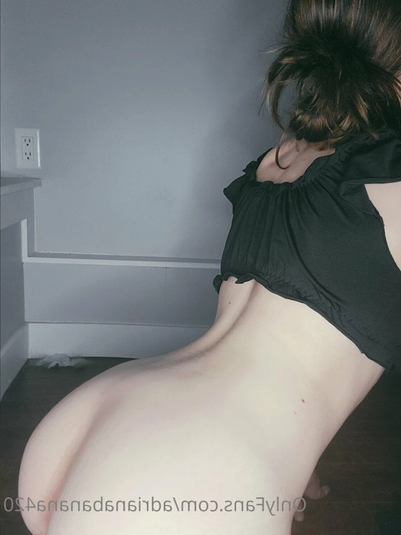 AdrianaBanana🍌 [ adrianabanana420 ] Onlyfans leaked photo 4667884 on Hotleaks.tv