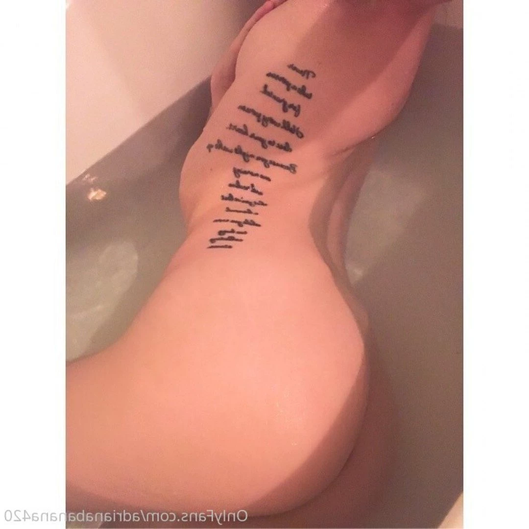 AdrianaBanana🍌 [ adrianabanana420 ] Onlyfans leaked photo 4668009 on Hotleaks.tv