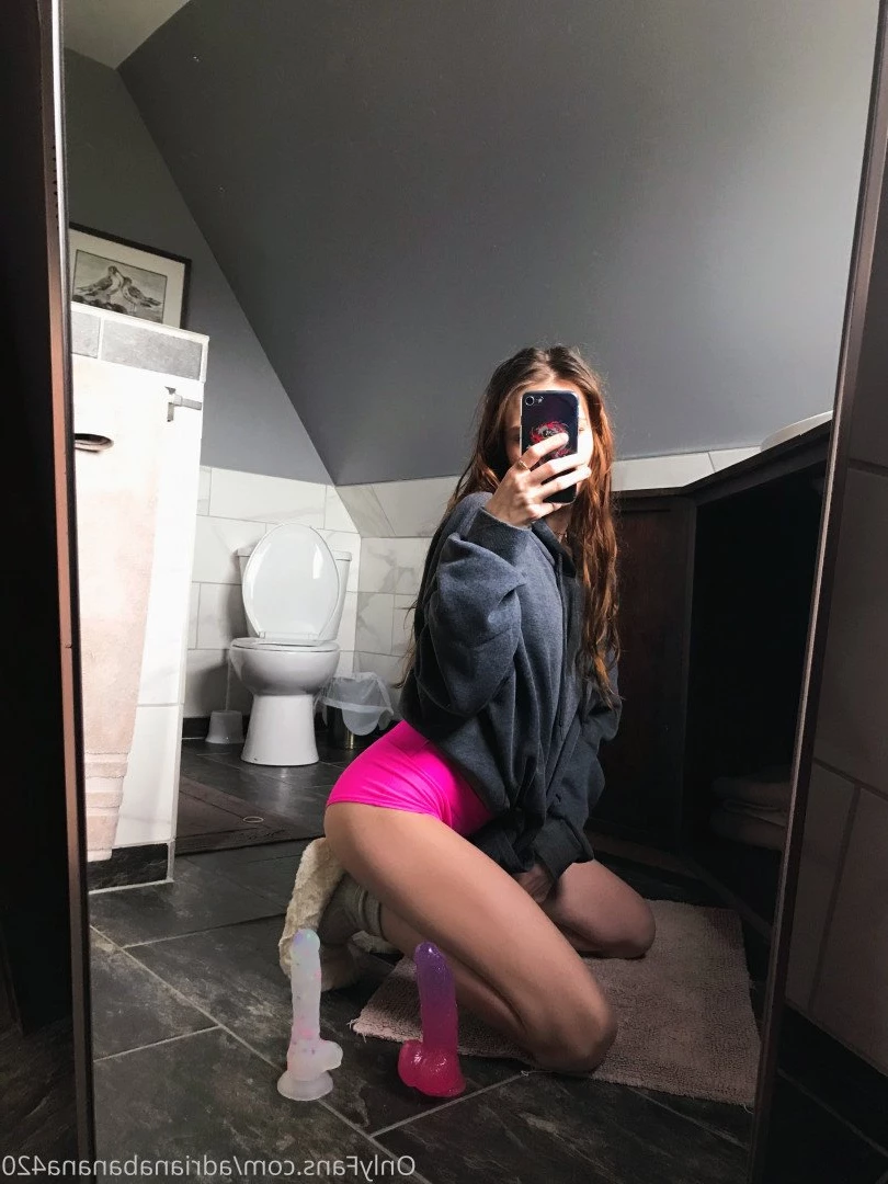 AdrianaBanana🍌 [ adrianabanana420 ] Onlyfans leaked photo 4668423 on Hotleaks.tv