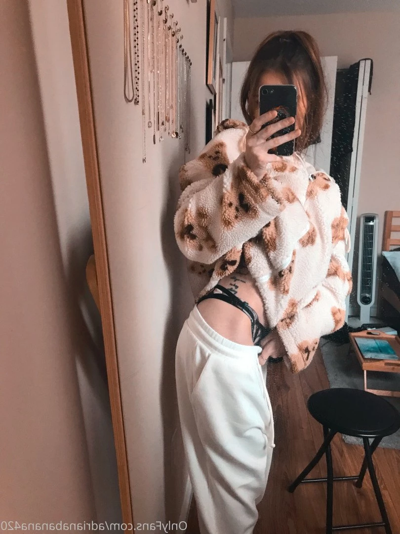 AdrianaBanana🍌 [ adrianabanana420 ] Onlyfans leaked photo 4669134 on Hotleaks.tv