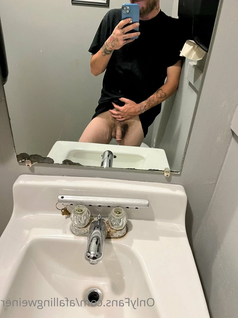 Bryan [ afallingweiner ] Onlyfans leaked photo 4667523 on Hotleaks.tv
