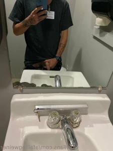 5690087