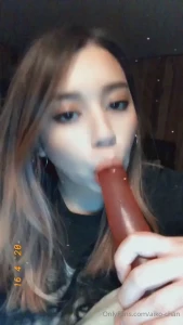 10585871