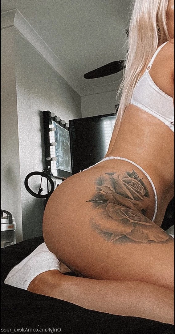 GODDESS⛓ [ goddess_alexaa ] Onlyfans leaked photo 4660209 on Hotleaks.tv