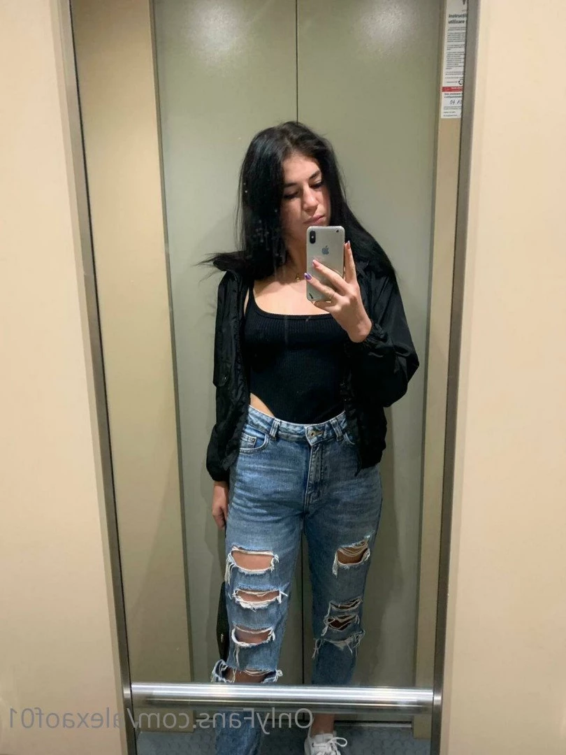 Alessandra [ alexaof01 ] Onlyfans leaked photo 4659678 on Hotleaks.tv