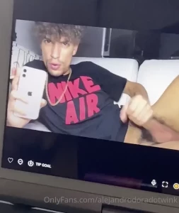 Alex [ alexdoradotwink ] Onlyfans leaked video 4953715 on Hotleaks.tv