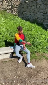 4953719