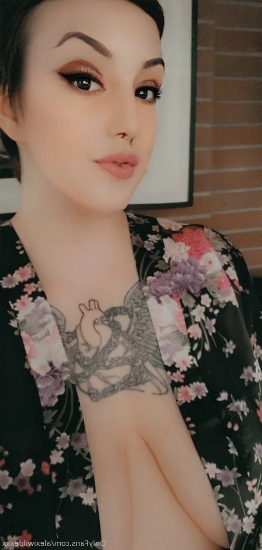 Alexi Wilde 👑 [ alexiwildexxx ] Onlyfans leaked photo 9280837 on Hotleaks.tv