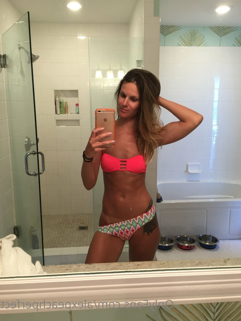 Alex Glass [ alexpeachperfect ] Onlyfans leaked photo 6163192 on Hotleaks.tv