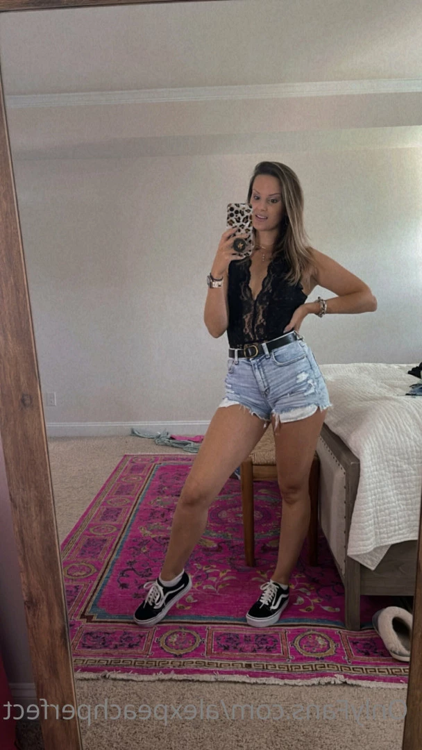 Alex Glass [ alexpeachperfect ] Onlyfans leaked photo 6163341 on Hotleaks.tv