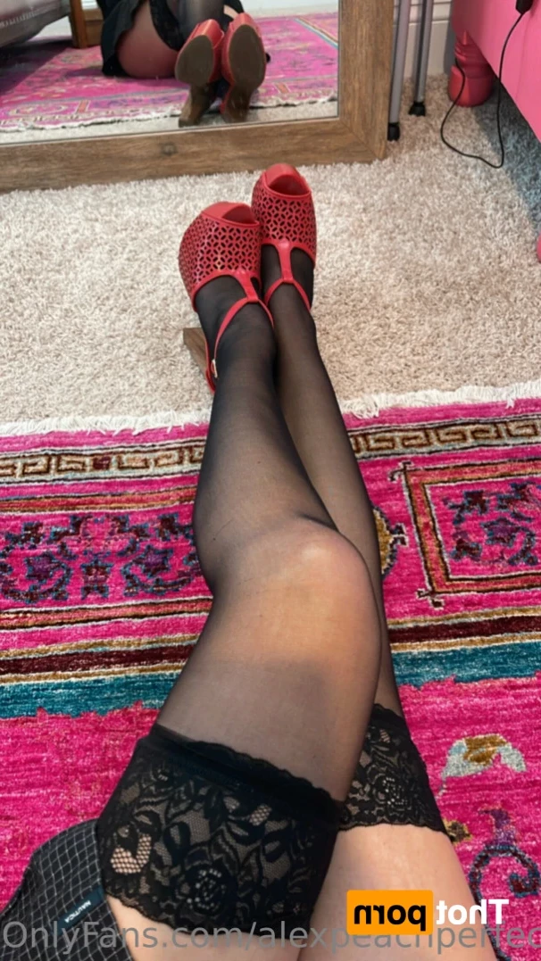 Alex Glass [ alexpeachperfect ] Onlyfans leaked photo 11668709 on Hotleaks.tv