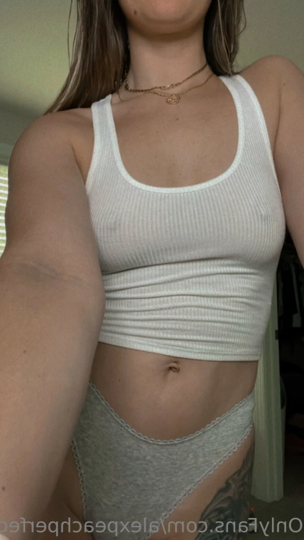 Alex Glass [ alexpeachperfect ] Onlyfans leaked photo 13138386 on Hotleaks.tv