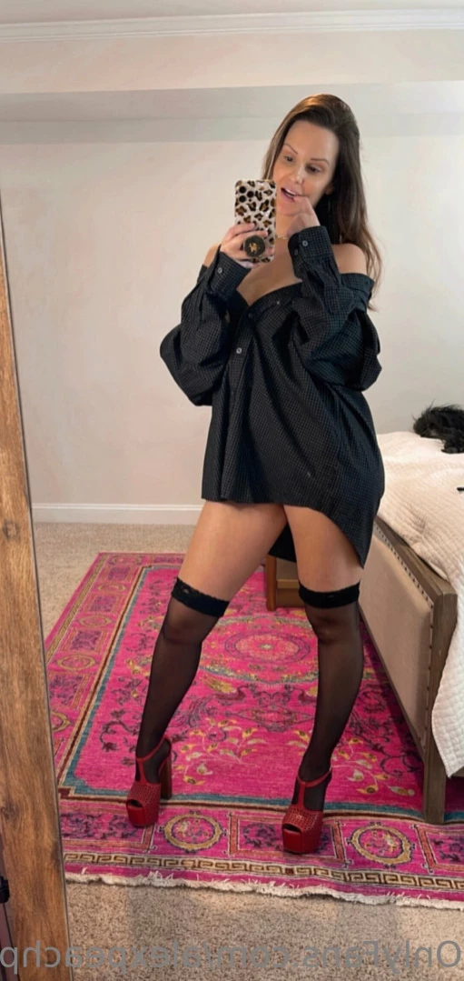 Alex Glass [ alexpeachperfect ] Onlyfans leaked photo 15461281 on Hotleaks.tv