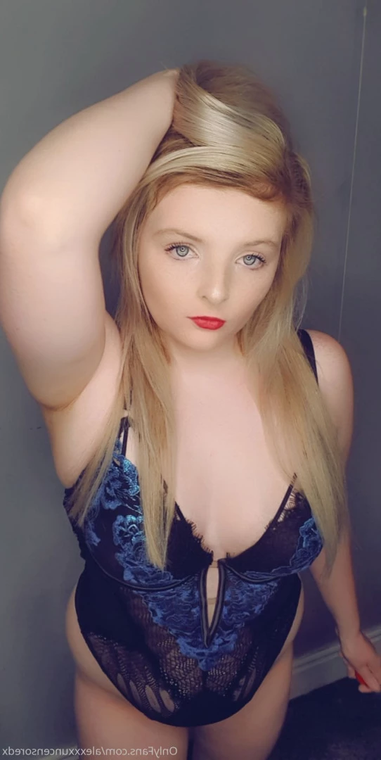 Alexxx 💕  message me 🌺 [ alexxxuncensoredx ] Onlyfans leaked photo 5656483 on Hotleaks.tv