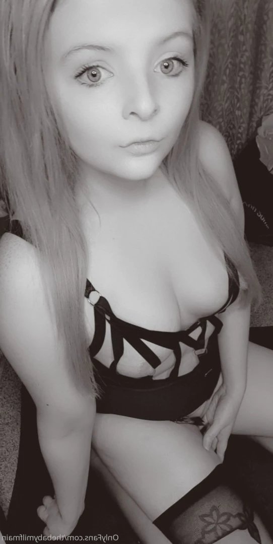Alexxx 💕  message me 🌺 [ alexxxuncensoredx ] Onlyfans leaked photo 5732617 on Hotleaks.tv