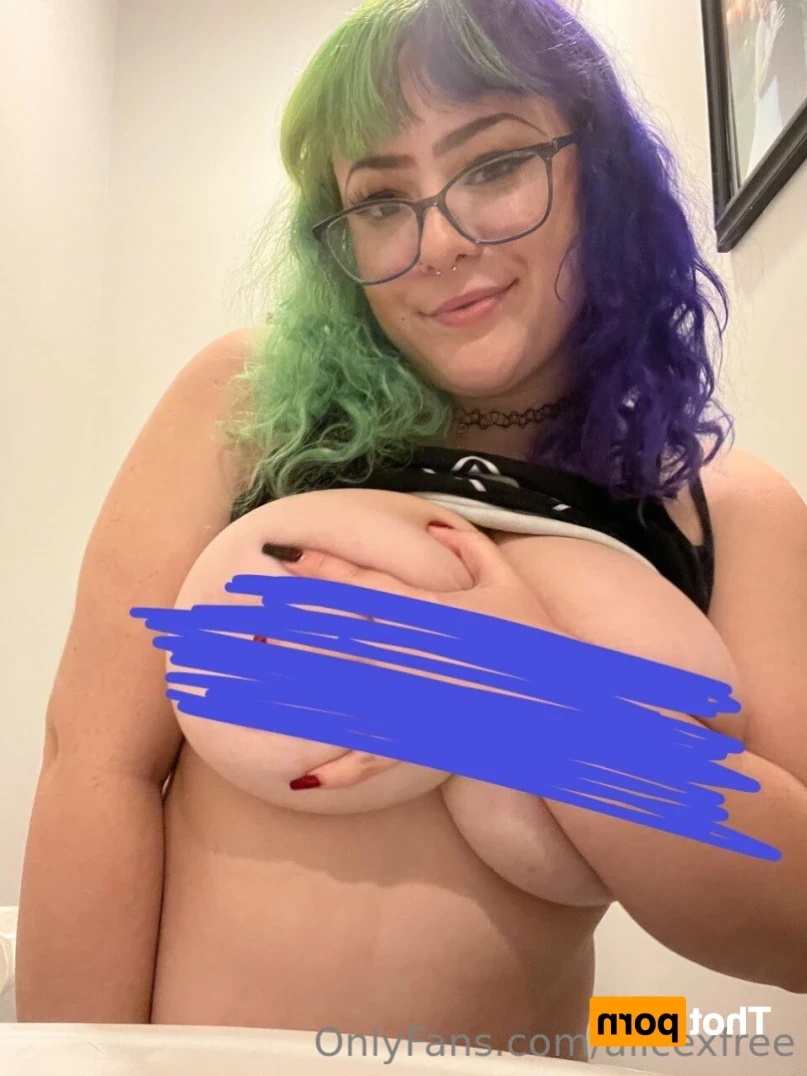 Alice 👻 [ alicexfree ] Onlyfans leaked photo 16410904 on Hotleaks.tv