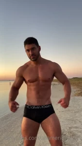 15978393