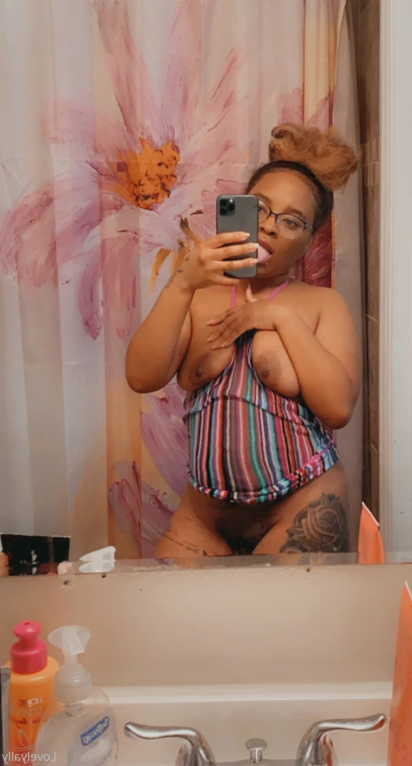 allysquirtss Onlyfans leaked photo 5851555 on Hotleaks.tv