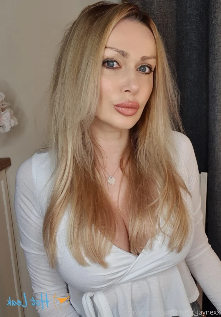 Adult🌟Amber-Jayne (18+) [ amber_jaynexx ] Onlyfans leaked photo 15929999 on Hotleaks.tv