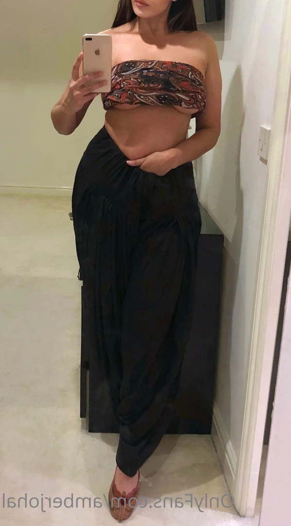 Amber Johal [ amberjohal ] Onlyfans leaked photo 5621406 on Hotleaks.tv