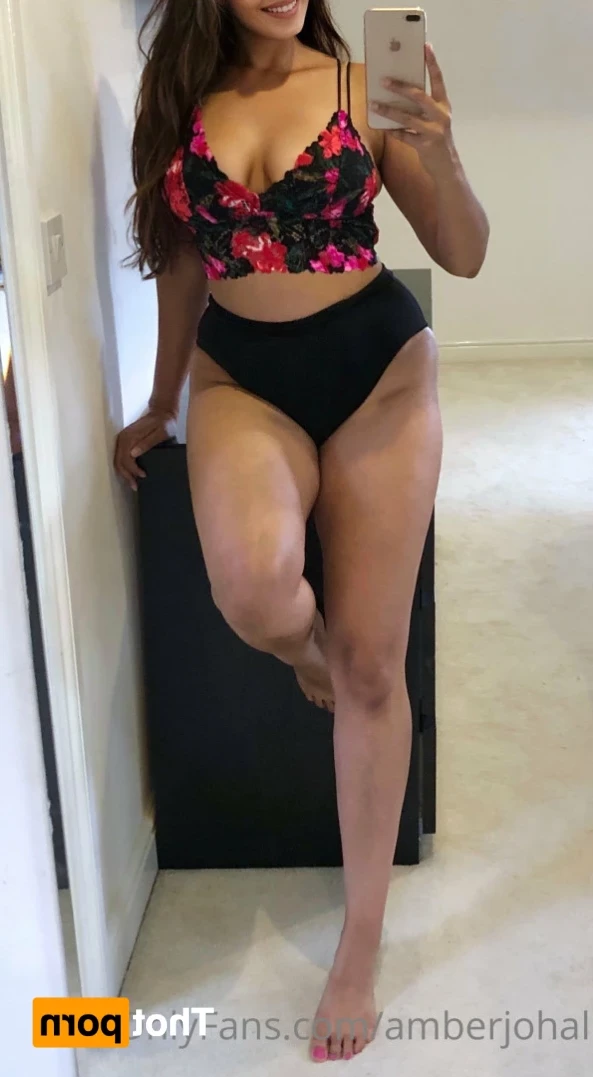 Amber Johal [ amberjohal ] Onlyfans leaked photo 11446410 on Hotleaks.tv