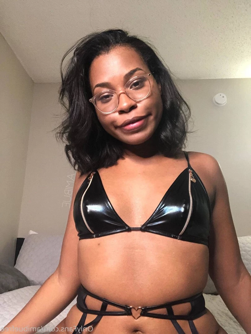 Ami Bue 💋 [ amibuefree ] Onlyfans leaked photo 5232924 on Hotleaks.tv