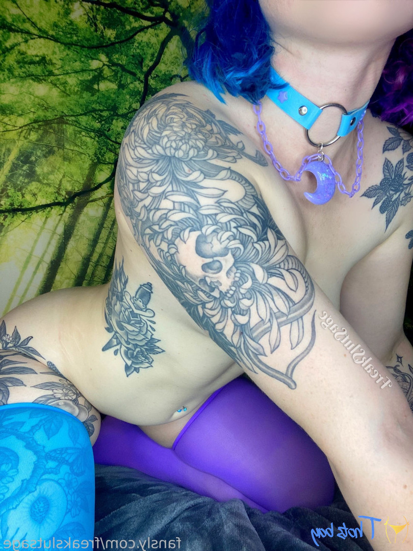 freakslutsage Onlyfans leaked photo 18327508 on Hotleaks.tv
