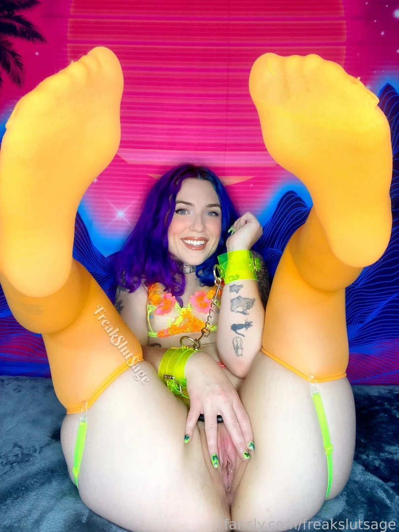 freakslutsage Onlyfans leaked photo 18332192 on Hotleaks.tv