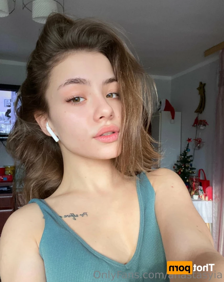 Anastasi 18 yrs💕 [ anastasyia ] Onlyfans leaked photo 15413813 on Hotleaks.tv