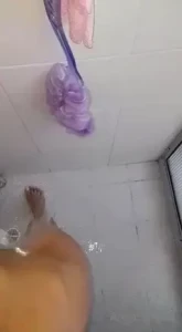 10584476