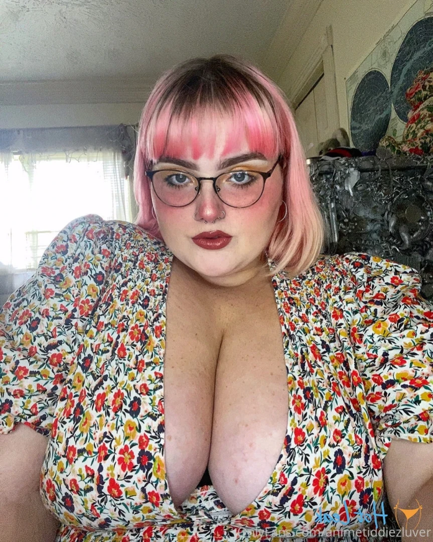 animetiddiezluver Onlyfans leaked photo 11585110 on Hotleaks.tv
