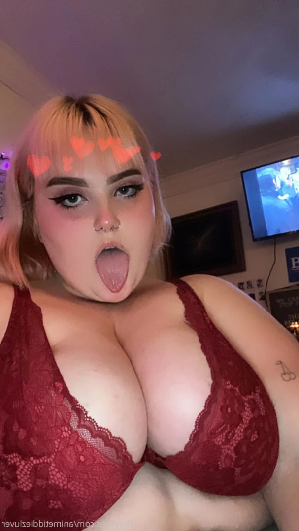 animetiddiezluver Onlyfans leaked photo 11596814 on Hotleaks.tv