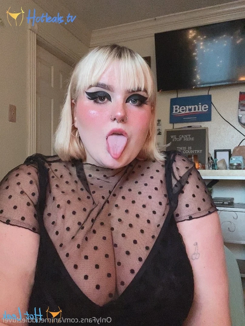 animetiddiezluver Onlyfans leaked photo 12736086 on Hotleaks.tv