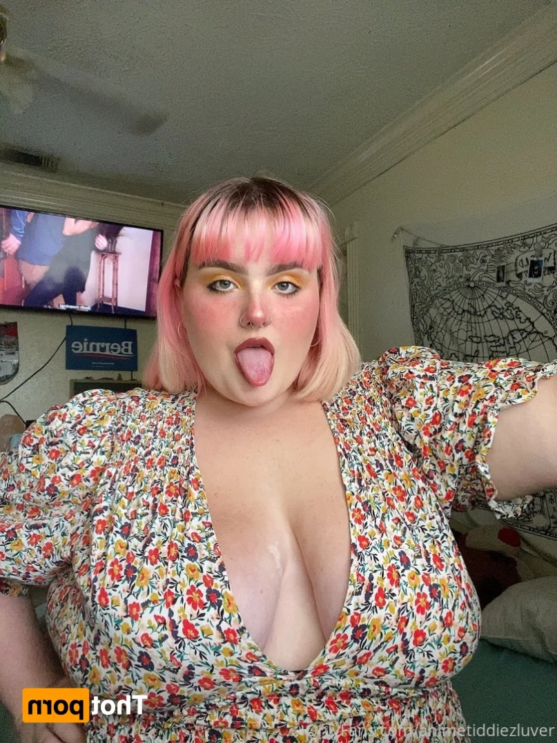 animetiddiezluver Onlyfans leaked photo 13661929 on Hotleaks.tv