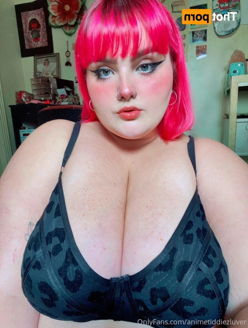 animetiddiezluver Onlyfans leaked photo 14276206 on Hotleaks.tv