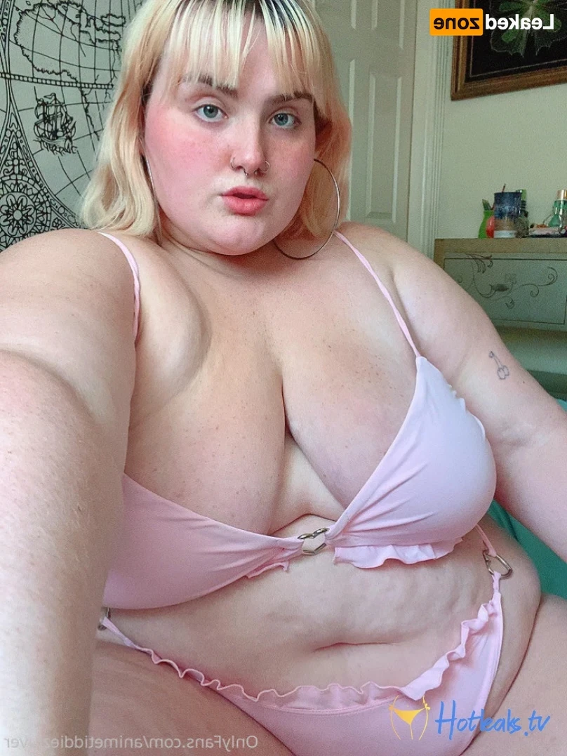 animetiddiezluver Onlyfans leaked photo 14277105 on Hotleaks.tv