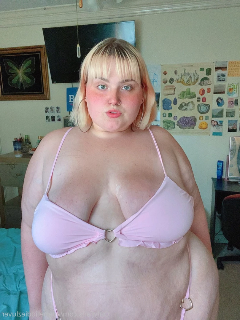 animetiddiezluver Onlyfans leaked photo 14278754 on Hotleaks.tv